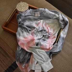 NWT Size Medium Distressed Tie-Dye Long Sleeve Shirt by Dreamsicle
